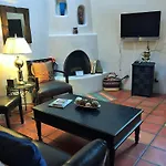 Casas De Guadalupe